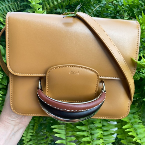 Chloé
Kattie Leather Shoulder Bag - Picture 10 of 16
